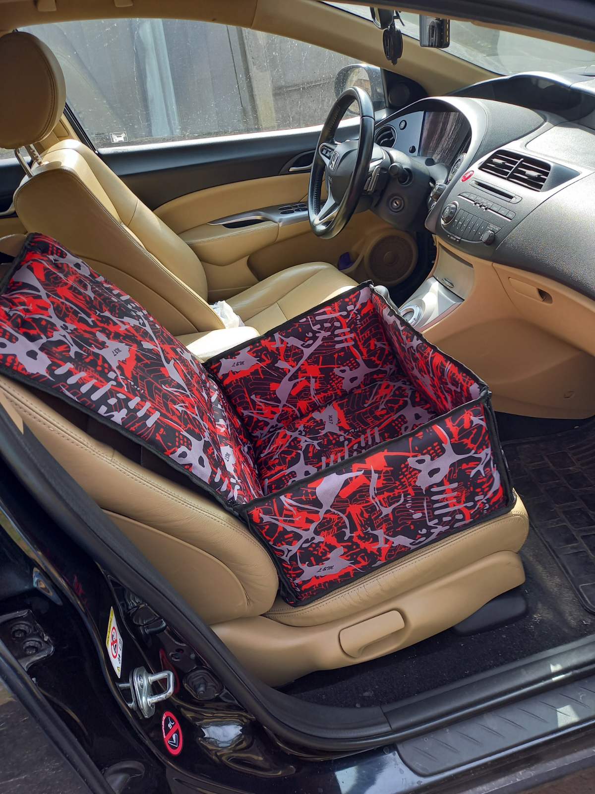 

Автогамак (автосумка) для собак и кошек 22см*35см*43см