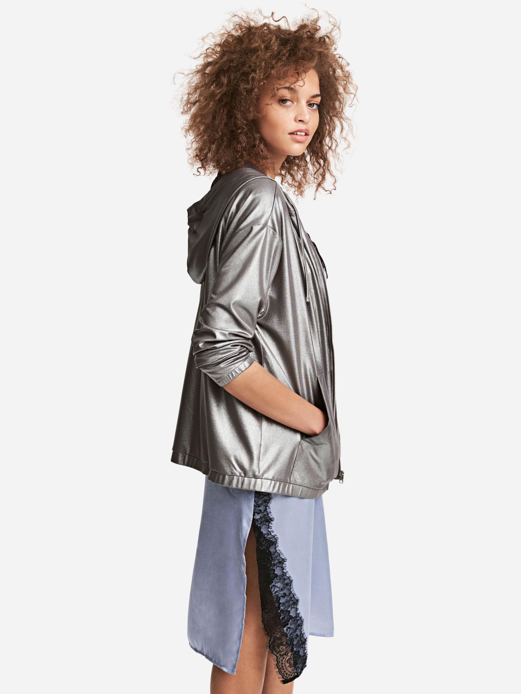 

Ветровка H&M XAZ147890ANNB  Серебристая, Ветровка H&M XAZ147890ANNB S Серебристая