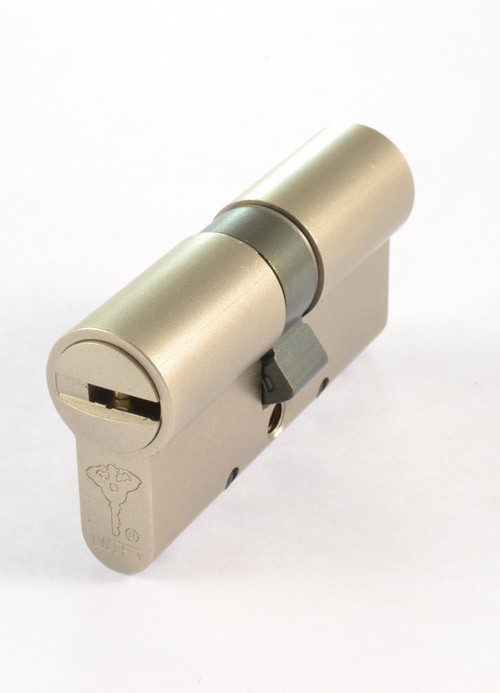 

Цилиндр MUL-T-LOCK MT5+ 90 мм 35x55 ключ/ключ никель сатин