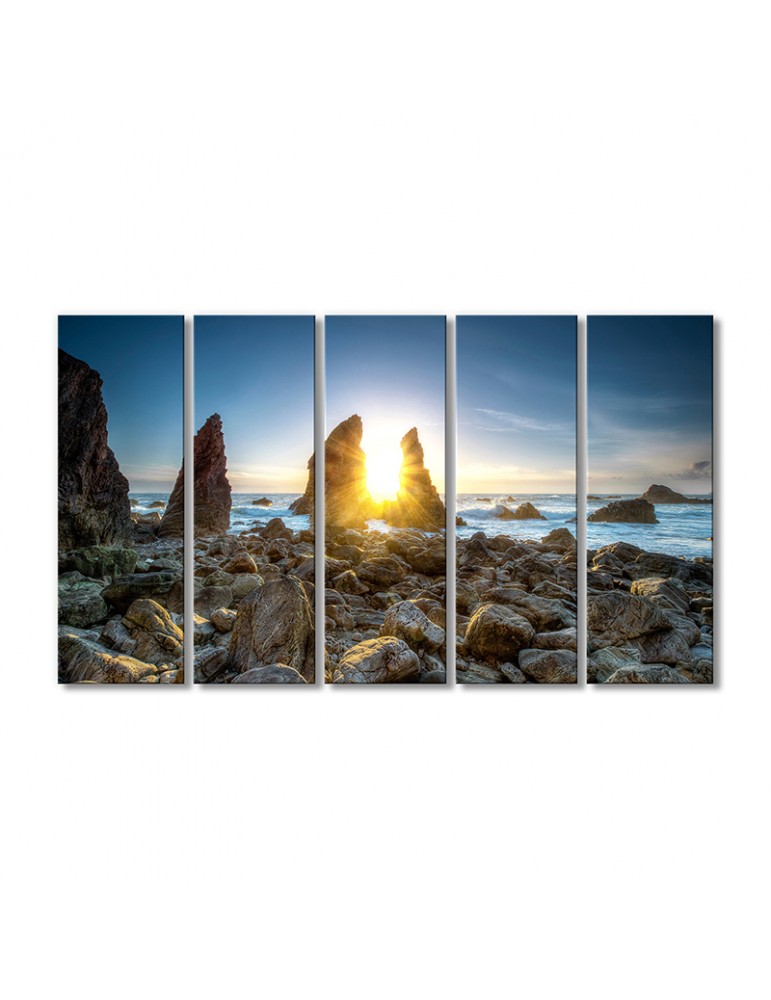 

Модульная картина Artel «Солнечный свет проходит через скалы между берегом моря» 5 модулей 80x120 см