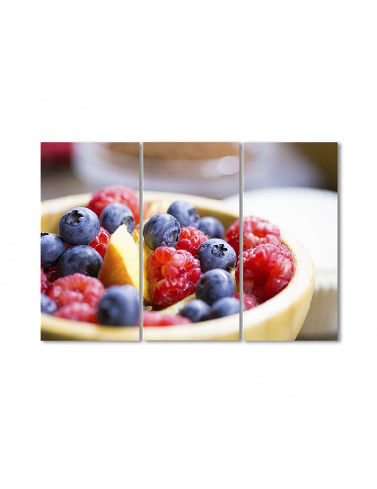 

Модульная картина Artel «Тарелка с ягодами» 3 модуля 90x135 см