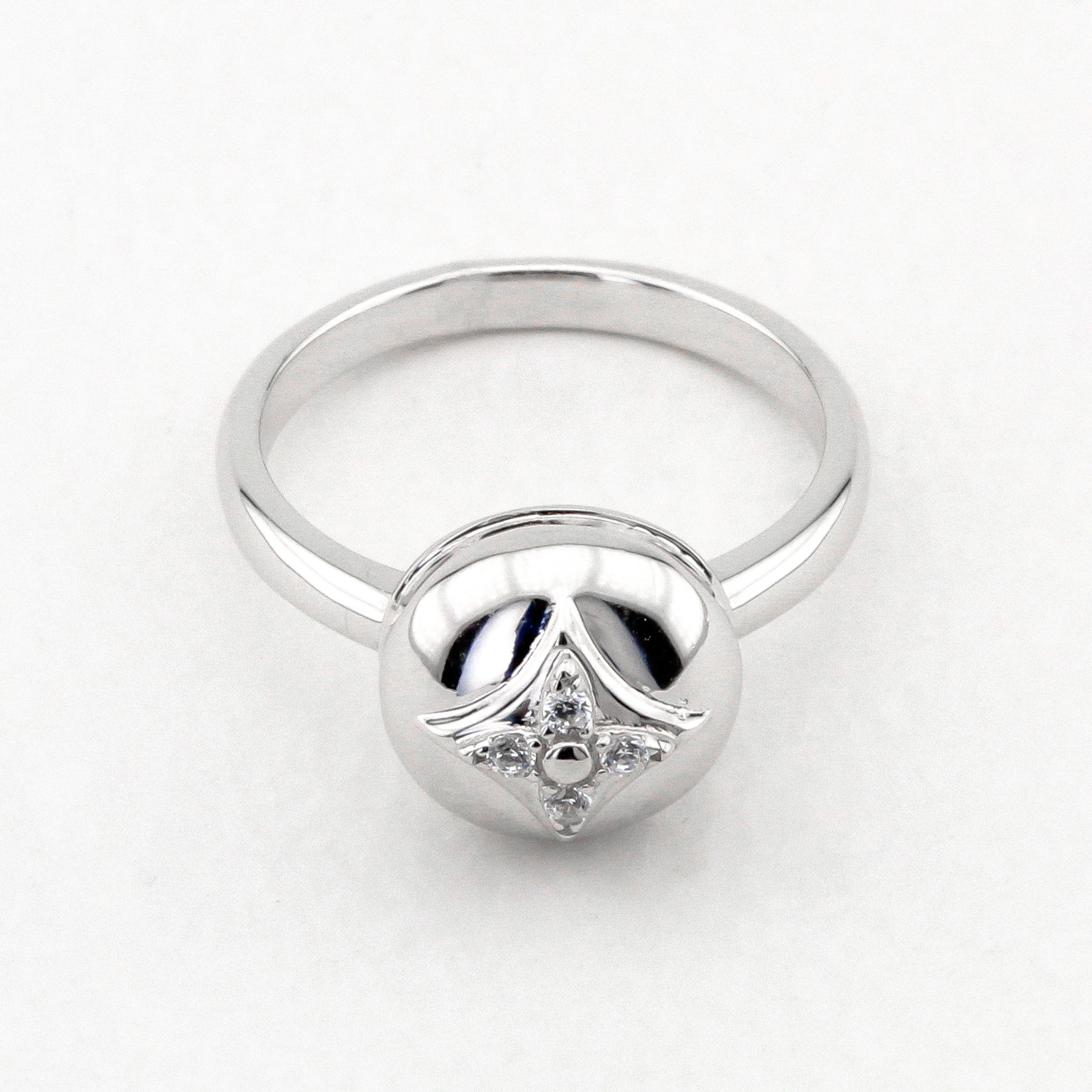 

Серебряное кольцо с фианитами K11886 Диамант, 17,5 размер