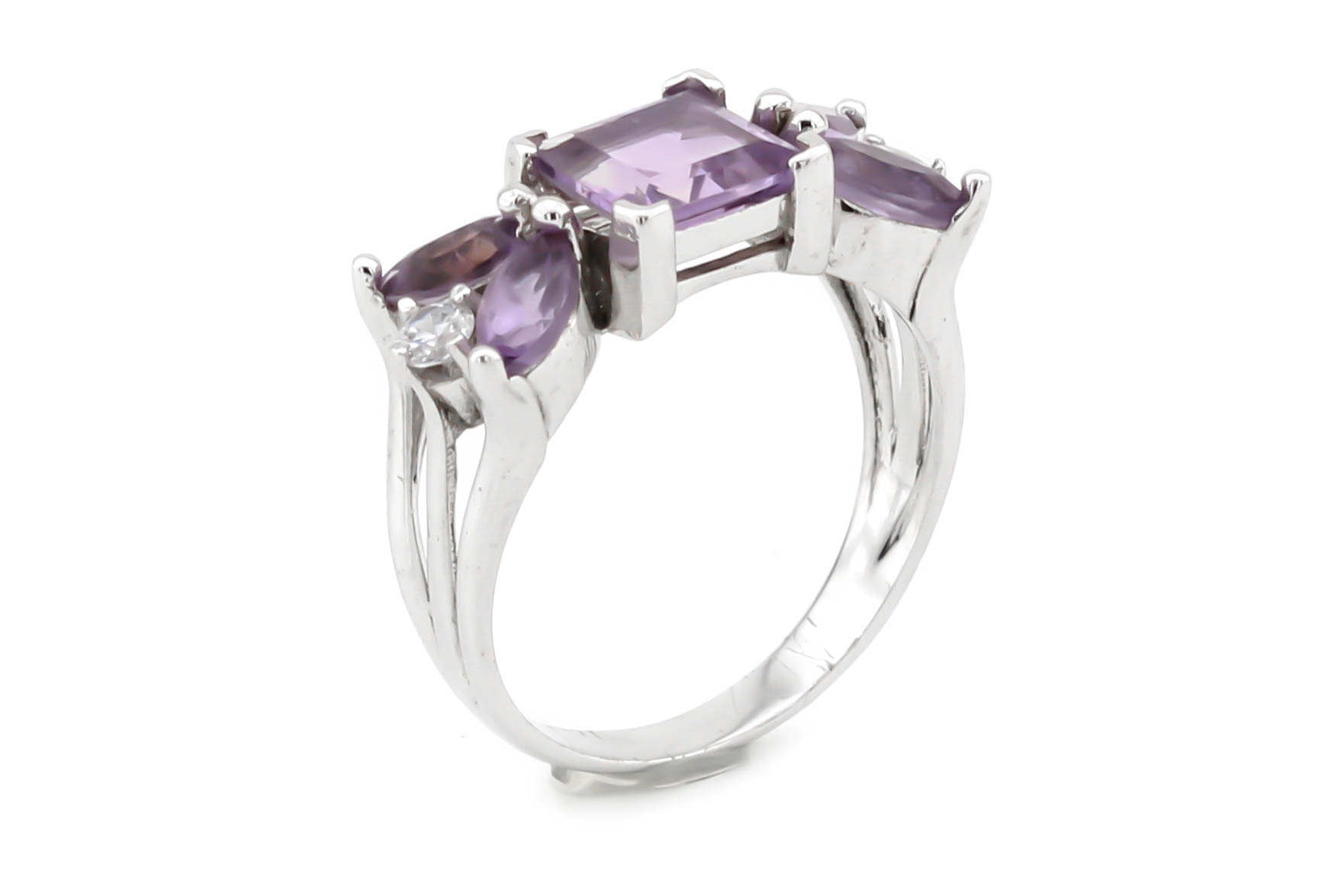 

Серебрянное кольцо 11855 Диамант, 16,5 размер