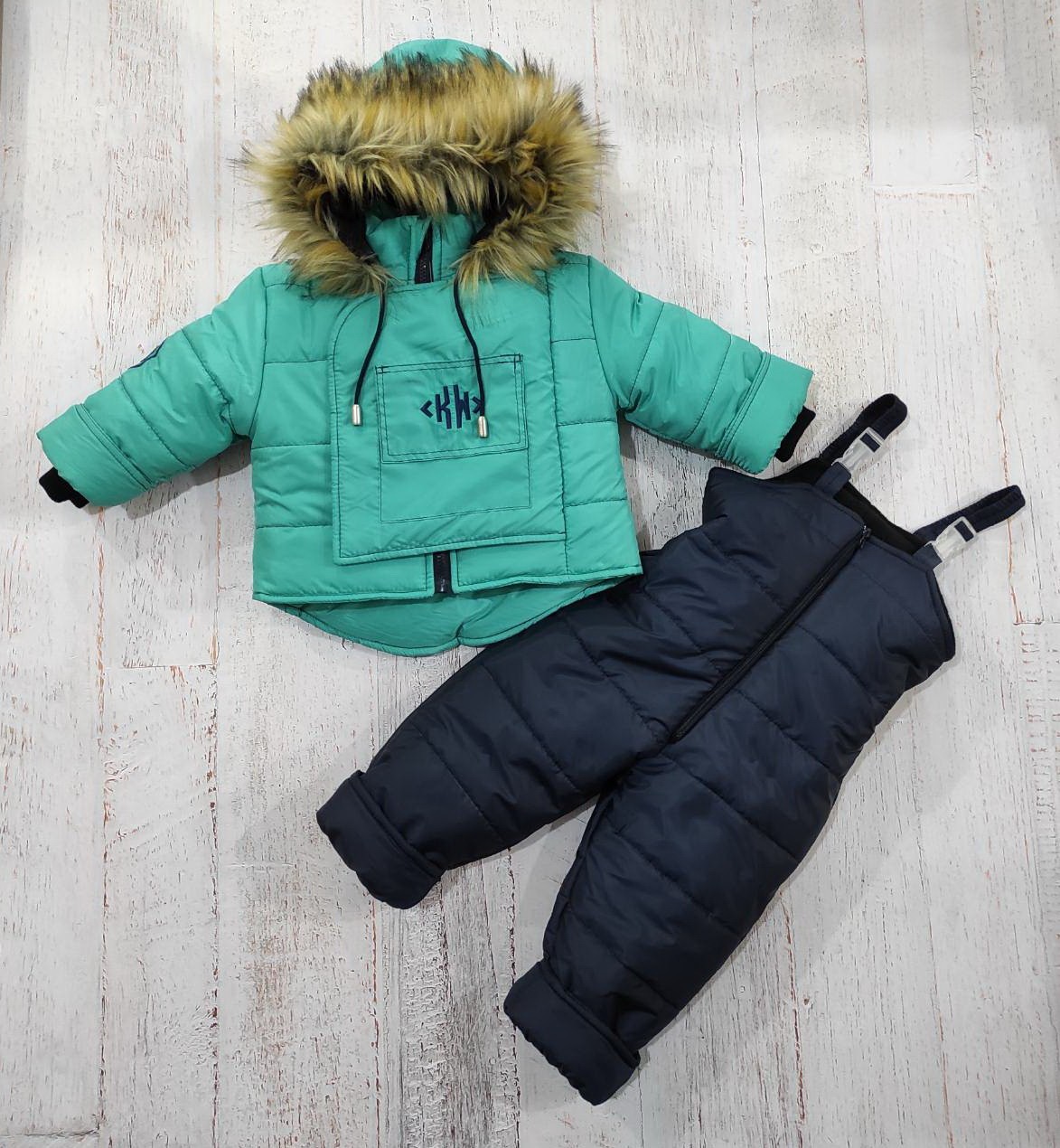 

Зимний комплект для мальчика (куртка+полукомбинезон) KIDDYWEAR 98р ЗигЗаг Зеленный