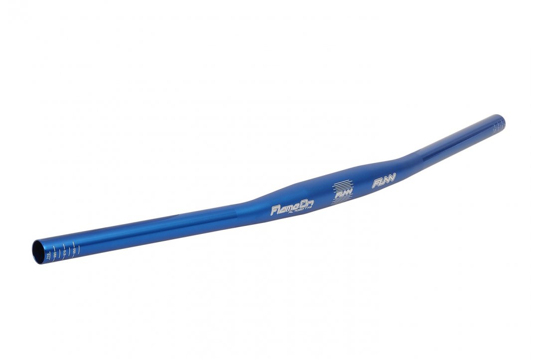 

Велосипедный руль Funn Flame PG Ø31.8 680mm Blast Blue