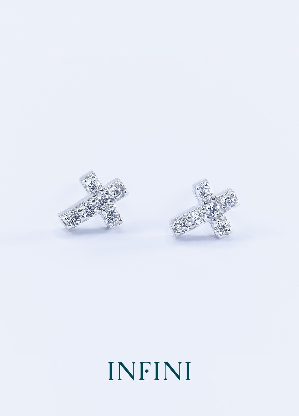 

Серьги серебряные INFINI родированые s2cr-79