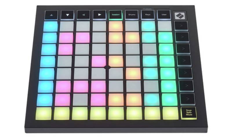 

MIDI контроллер и MIDI клавиатура NOVATION Launchpad Mini MK3 104701