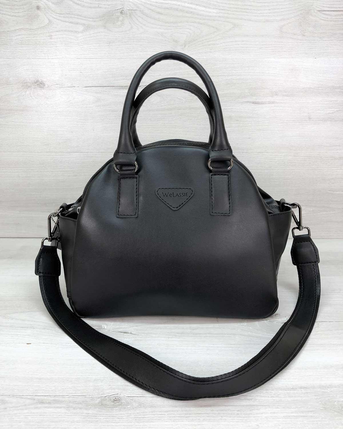 

Вместительная женская сумка среднего размера на три отделения черного цвета 24х30х17см