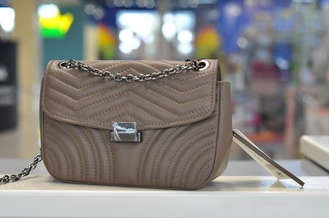 

Женская кожаная сумка клатч Italian bag таупе
