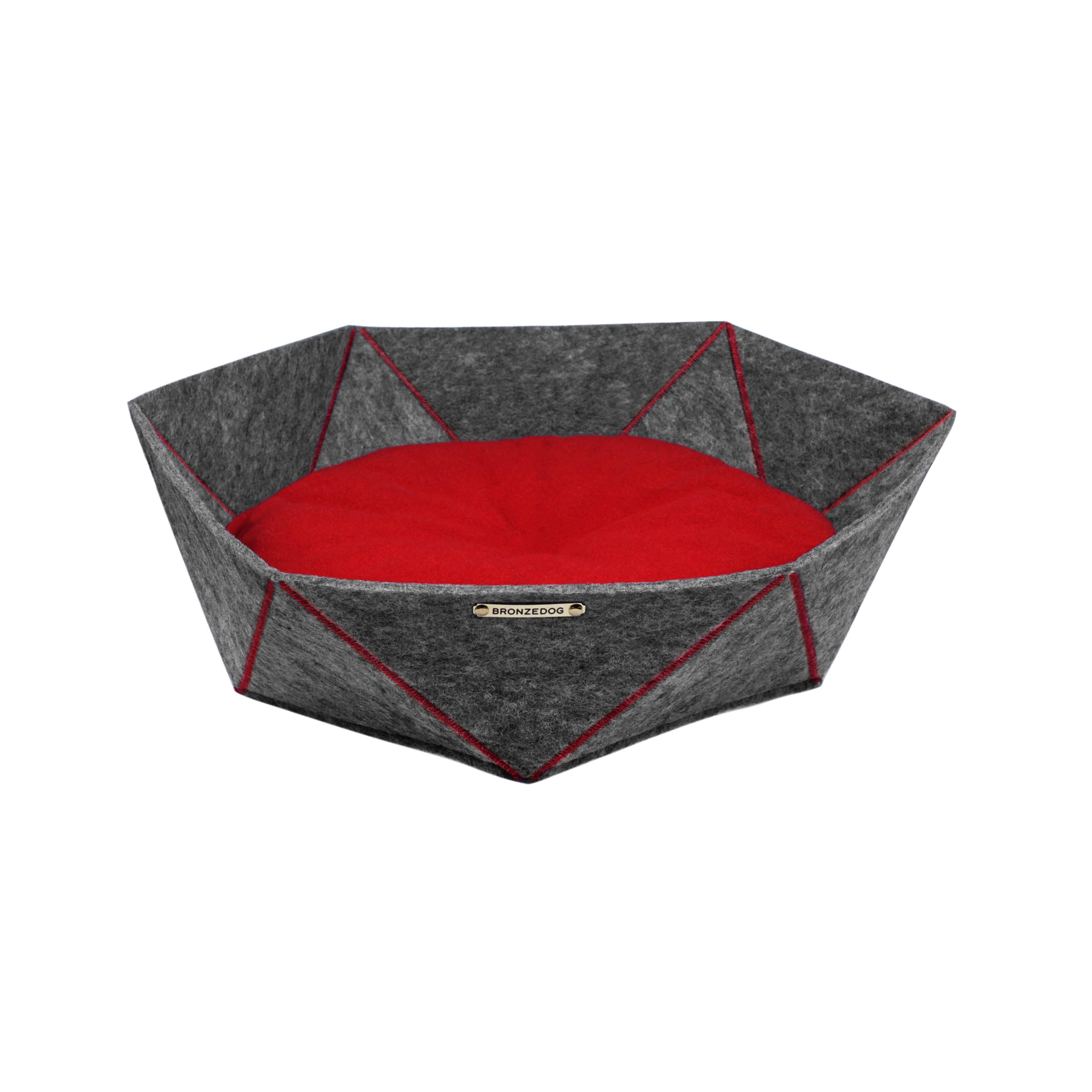 

Лежанка для Собак и Котов BronzeDog Серо-Красная 58 х 58 х 15 (28624)