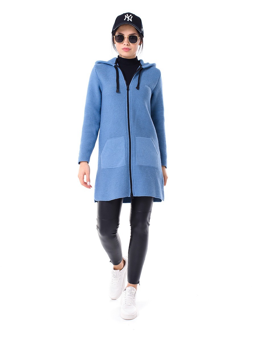 

Спортивный вязаный кардиган SVTR 425 - джинс (SVTR 425_джинс, Спортивный вязаный кардиган SVTR 425 48-52 джинс (SVTR 425_джинс)