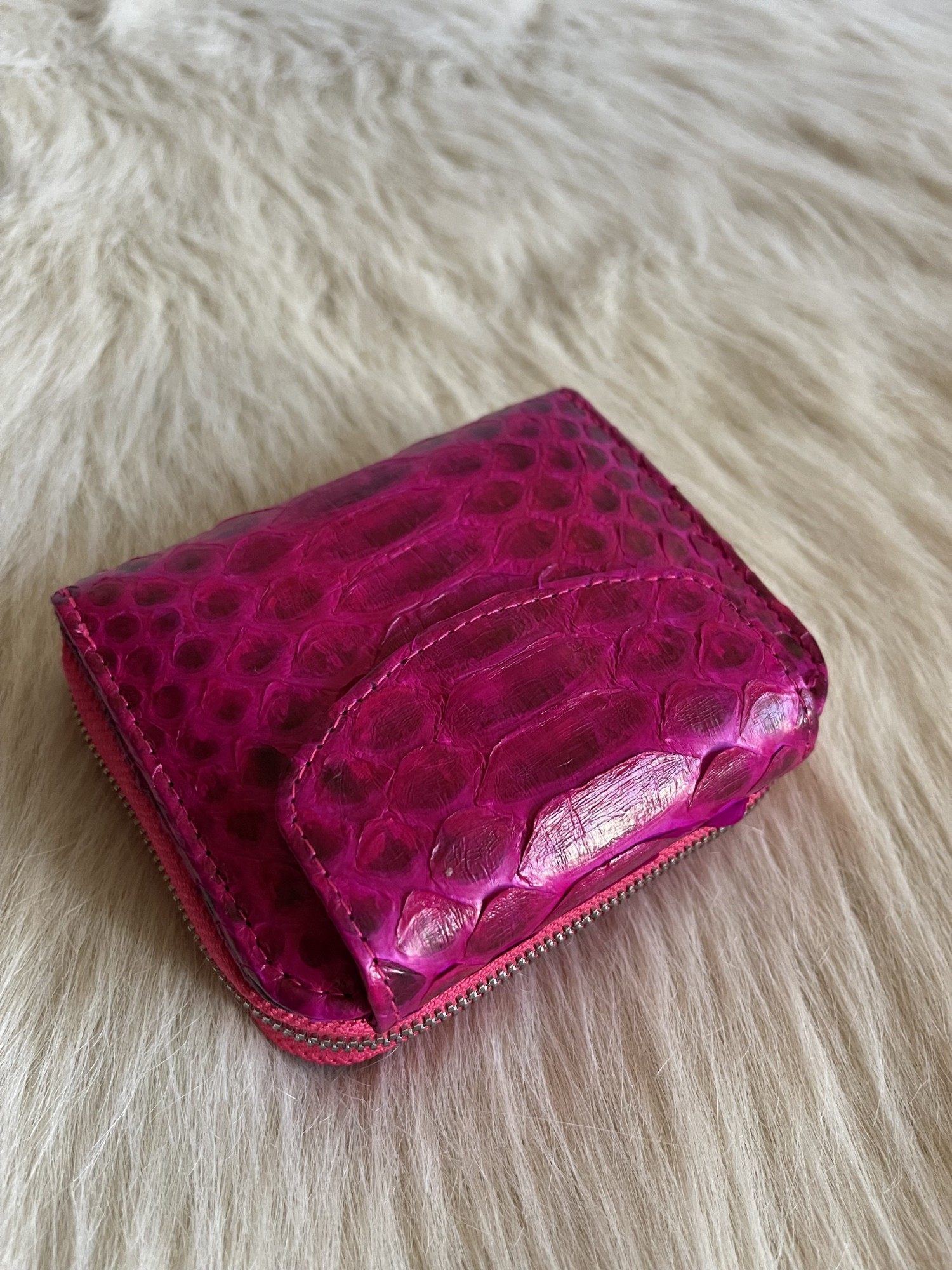 

Кошелек из кожи питона розовый (12,5х9,5 см) PMW00476