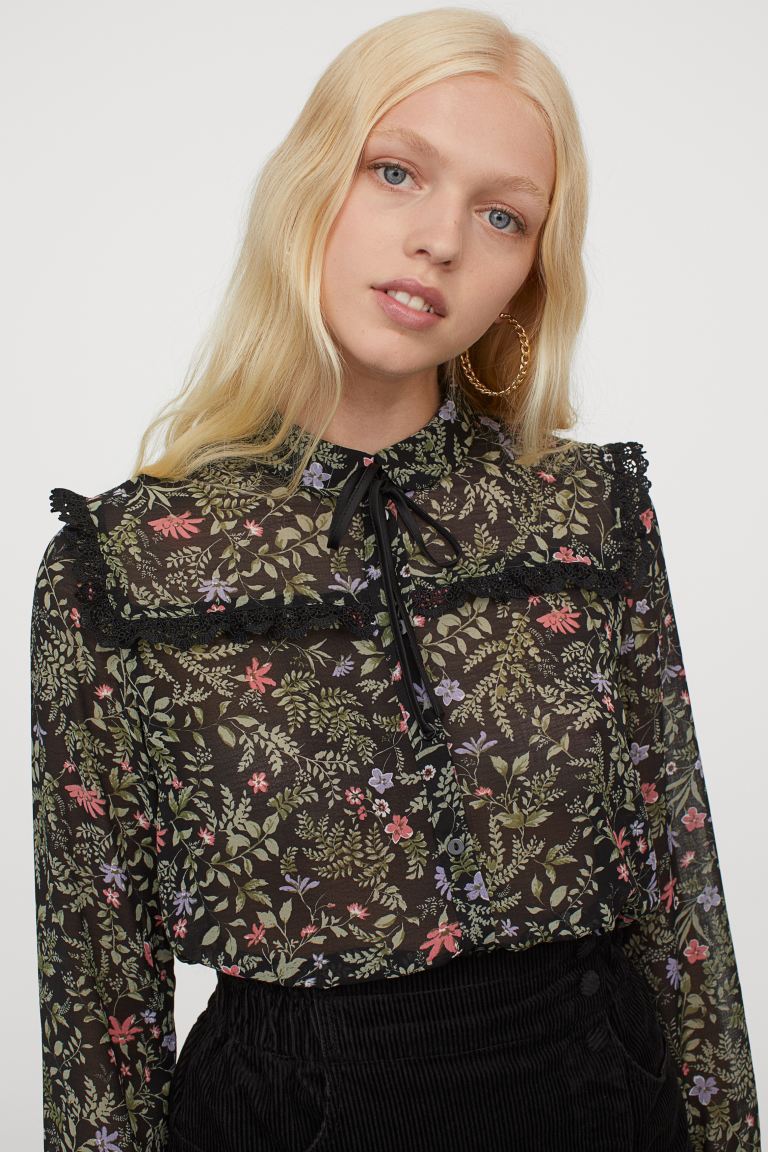 

Блузка с завязками H&M  Черный/Цветы, Блузка с завязками H&M 38 Черный/Цветы