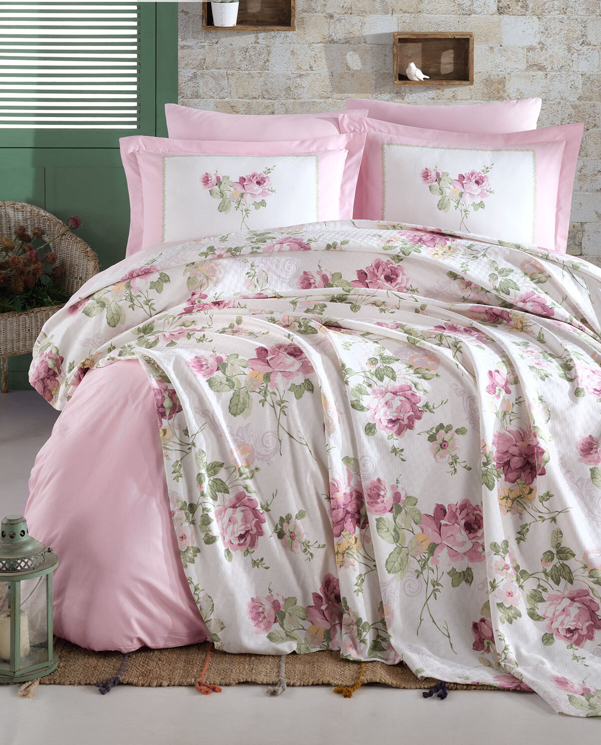 

Постільна білизна Istanbul 220x240 Jardin parfum з дифузором і пледом Lila (ist jd1)