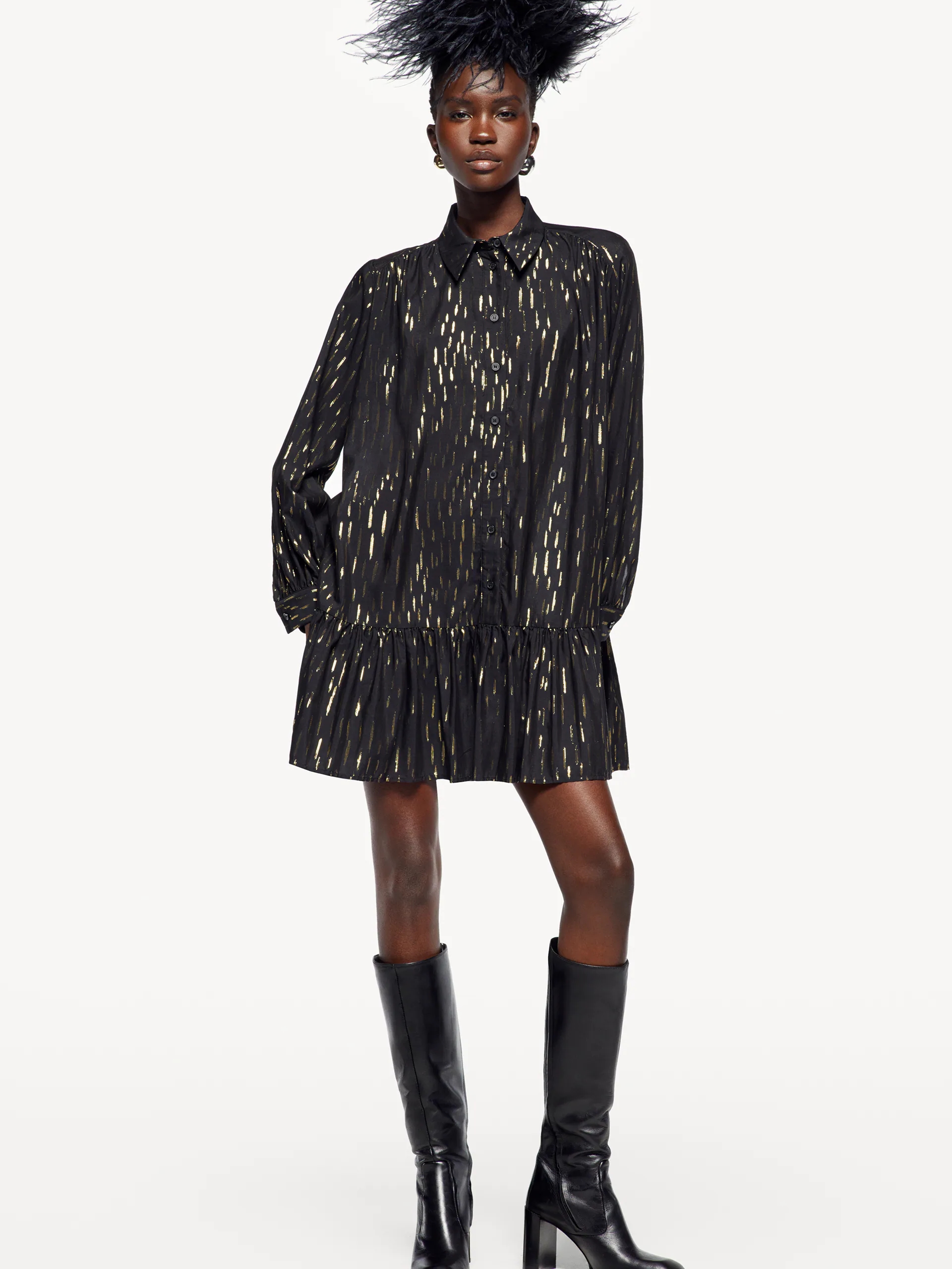 

Платье Zara 7563/256/800 L Черное с золотистым