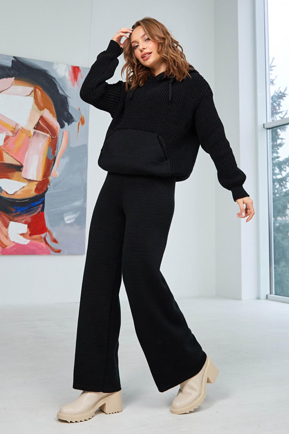 

Fashions • Вязаныи костюм Voyage Fashions 44-50 черный (8232-гу)