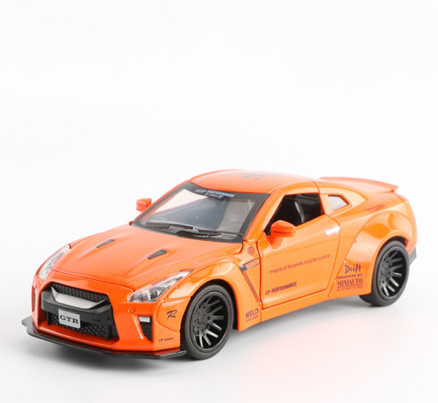

Игрушечная машина Nissan GTR 7862 металлическая со звуковыми эффектами (Оранжевый) АвтоПром