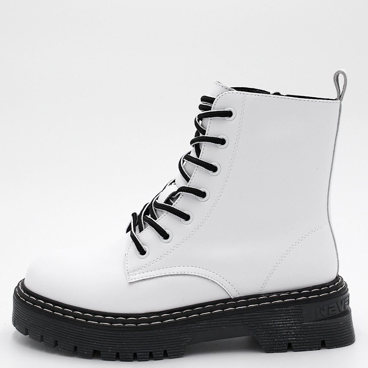 

Ботинки женские Baden BK107-023 36 белый