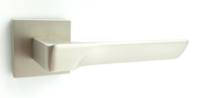 

​Ручка дверная межкомнатная TRION ЦАМ LUCA-CAPRI 49мм MSN