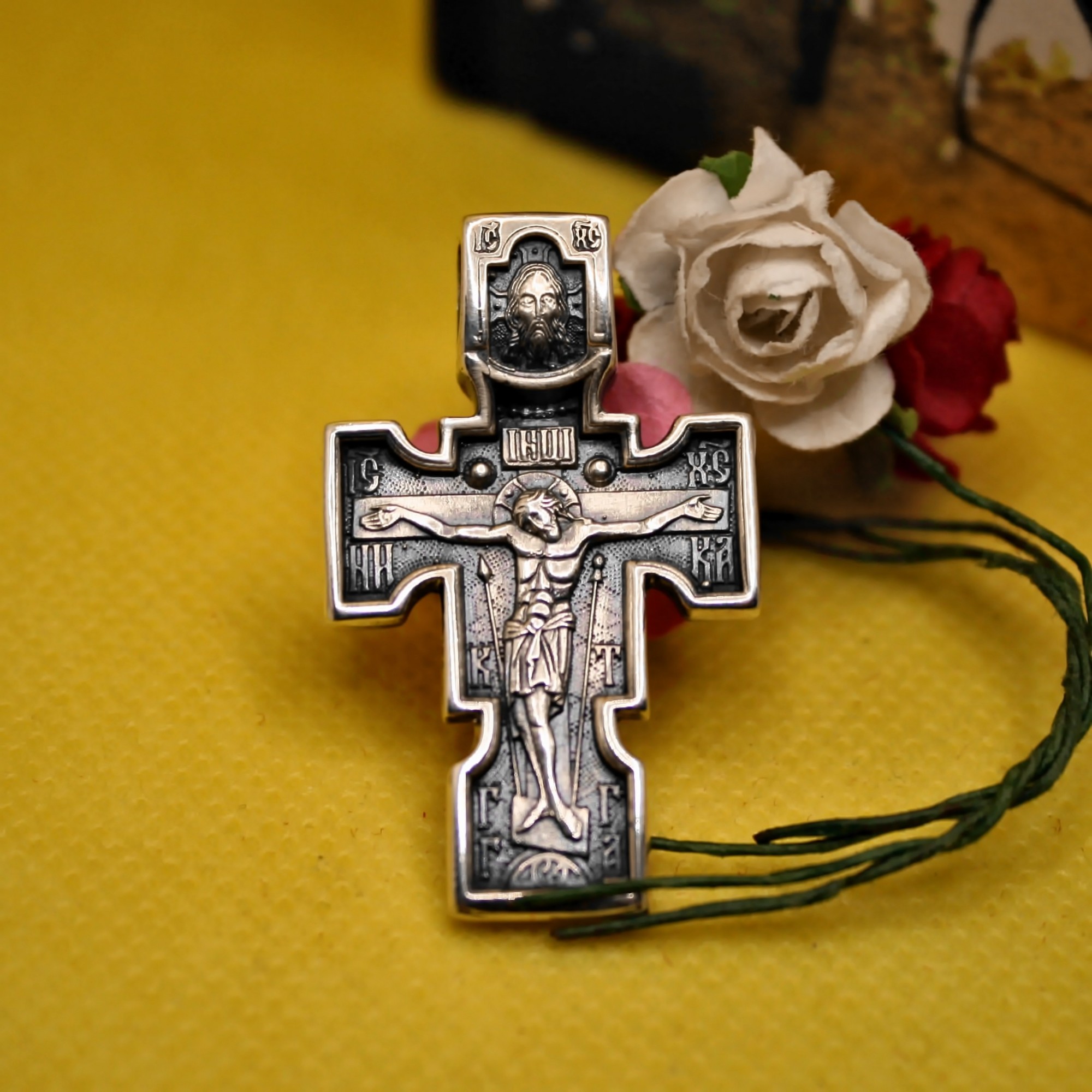 

Крест серебряный. Распятие Архангел Михаил SilverArtisan 0.0008