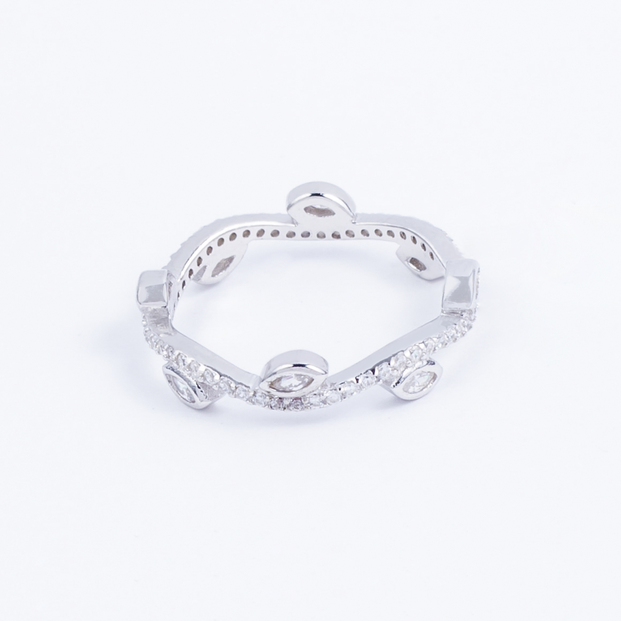 

Каблучка TOP Silver розмір 16,0 1,93 г