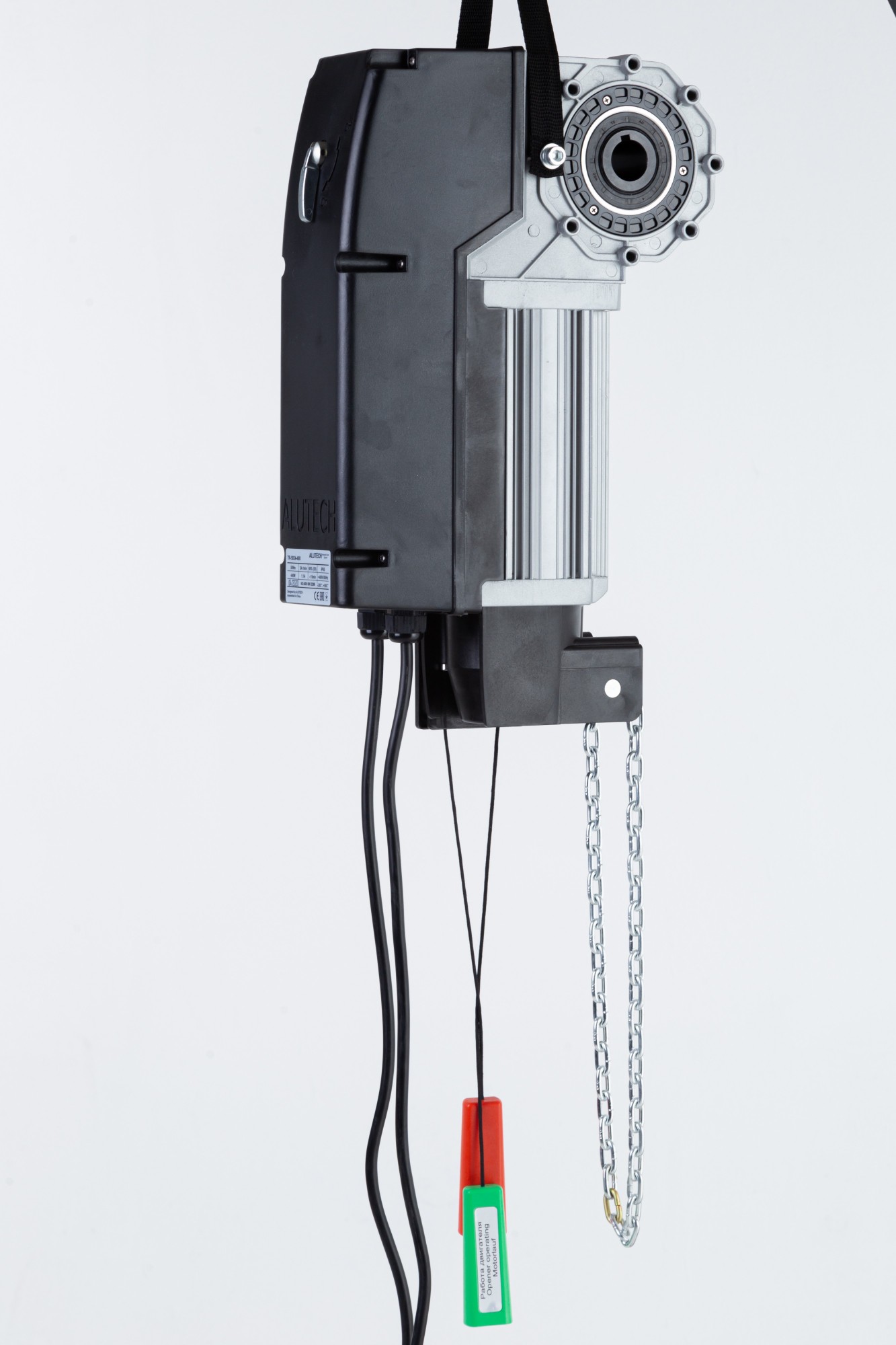 

Комплект автоматики Alutech для промышленных ворот TR-13018-400KIT