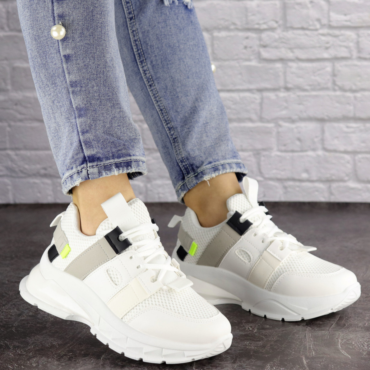 

Женские кроссовки Shoes Edith 40 (25 см) 1525 белые с серыми вставками