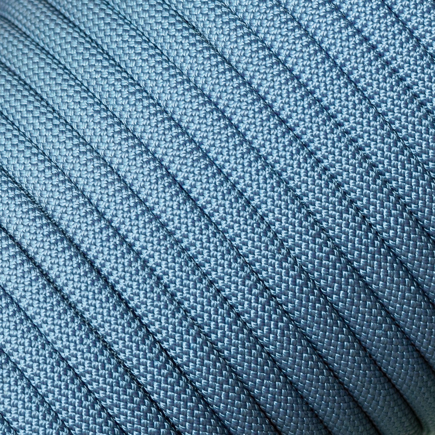 

48-прядный нейлоновый шнур 10 мм Aramitex, blue oil #420 (30 метров)