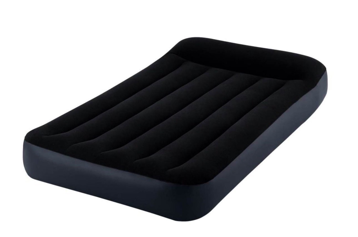 

Одноместный надувной матрас с насосом и подушками Intex Pillow Rest Classic ПВХ Черный 99x191x25 см (IP-172814)