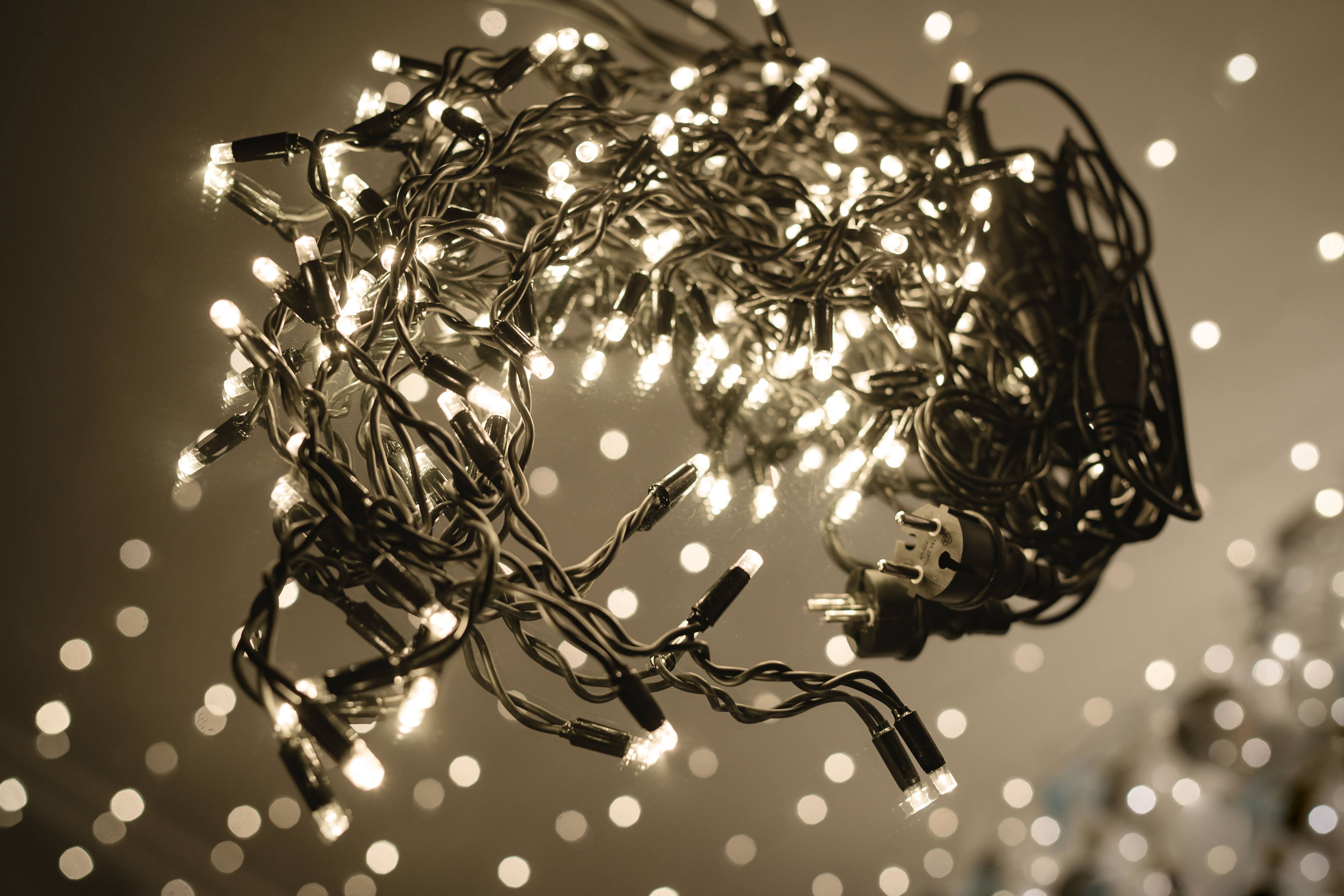 

Гирлянда бахрома уличная 12х0,7 метра (ø 3,3)/360 led premium cable ip65 8 режимов теплый белый на черном кабеле