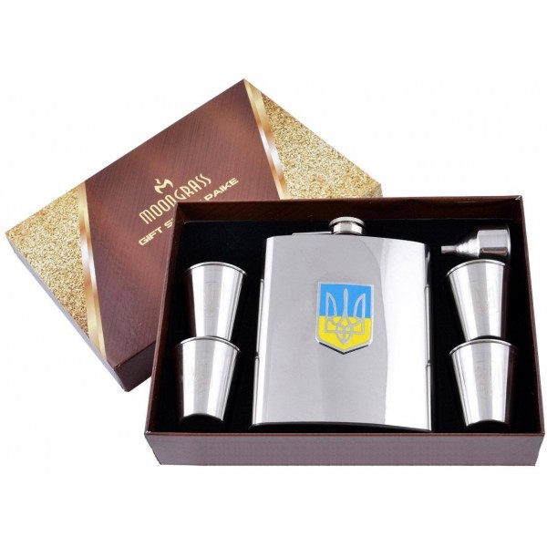 

Подарочный набор с флягой "Ukraine" Фляга/Рюмки/Лейка AM-027