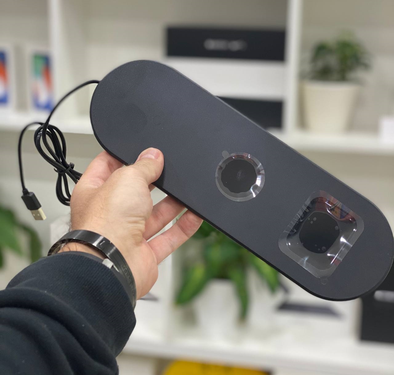 

Беспроводная зарядка WIRELESS CHARGER 3 в 1 Черная