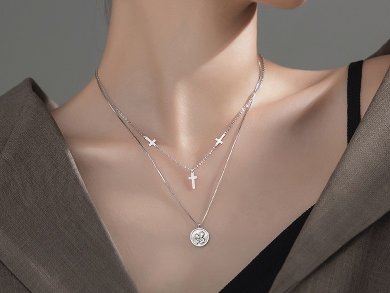 

Серебряное двойное колье Крестики 0037 размер 38-46 см