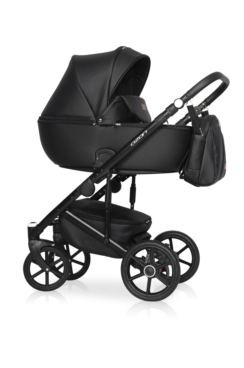 

Коляска 2 в 1 Riko Ozon 06 Carbon