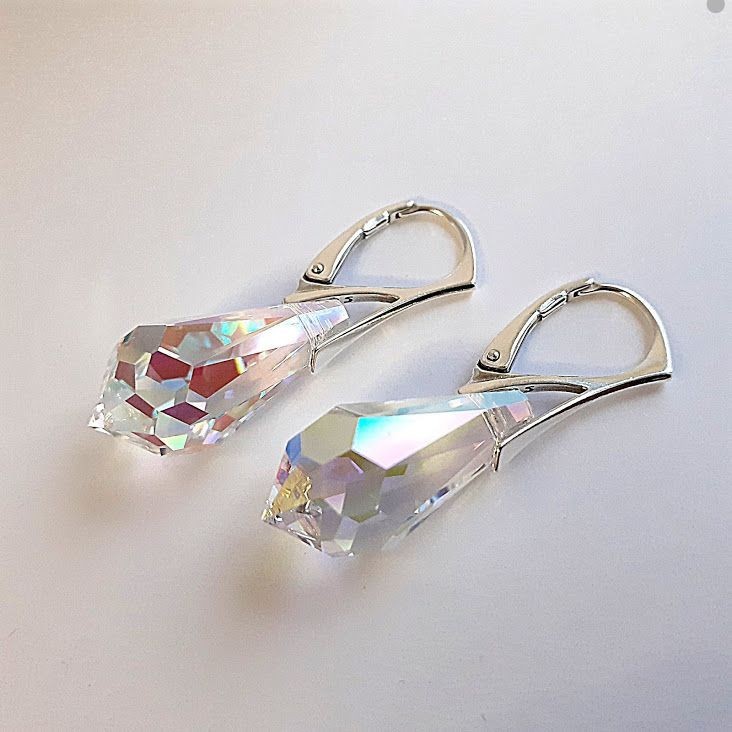 

Серьги Hand Made с кристаллами Swarovski в виде вытянутой капли