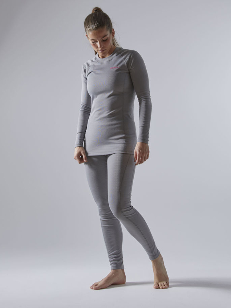 

Комплект термобелья Craft Core Warm Baselayer Set Woman 1909708-935000 M