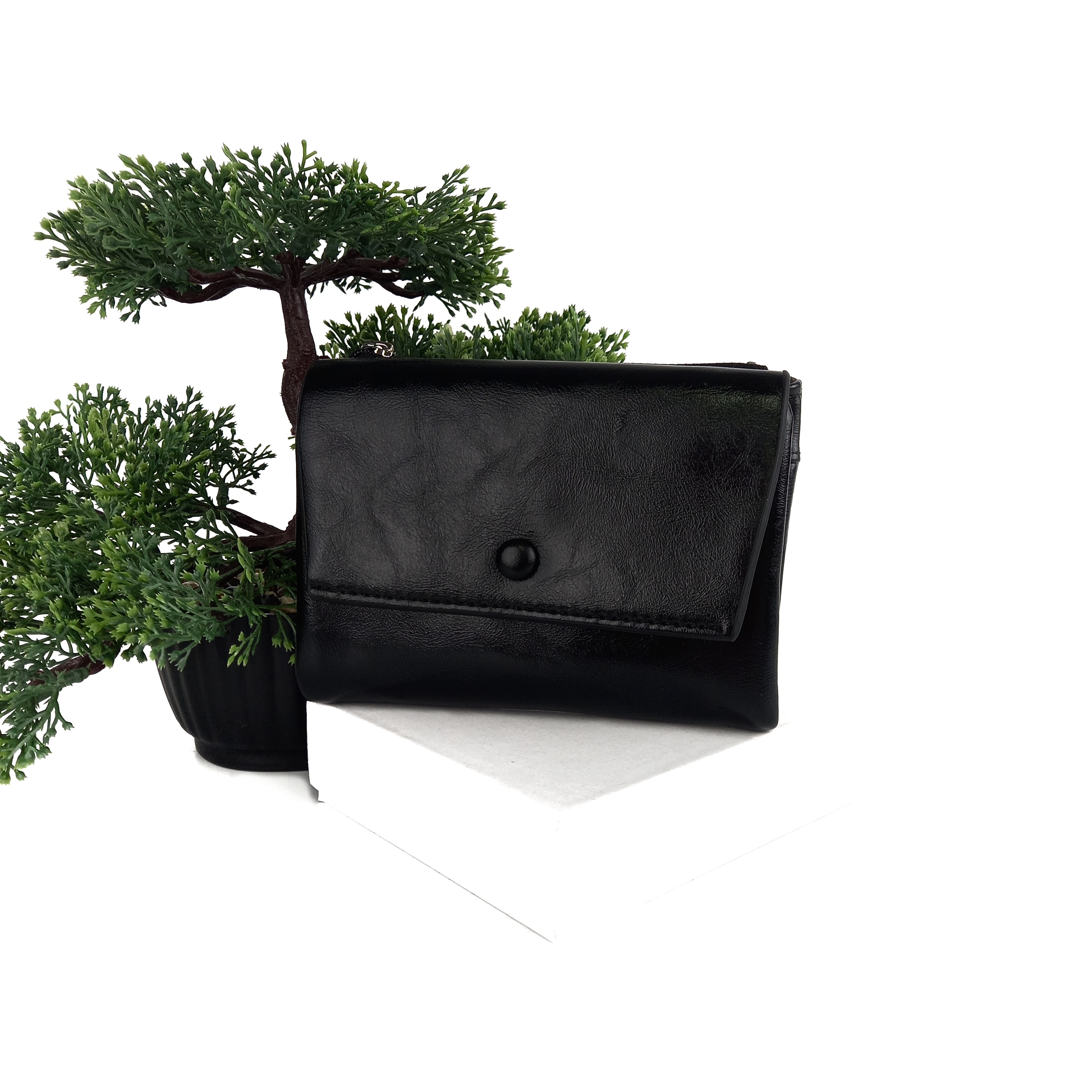 

Маленький черный кошелек женский кожзам Saralyn S-0599A black