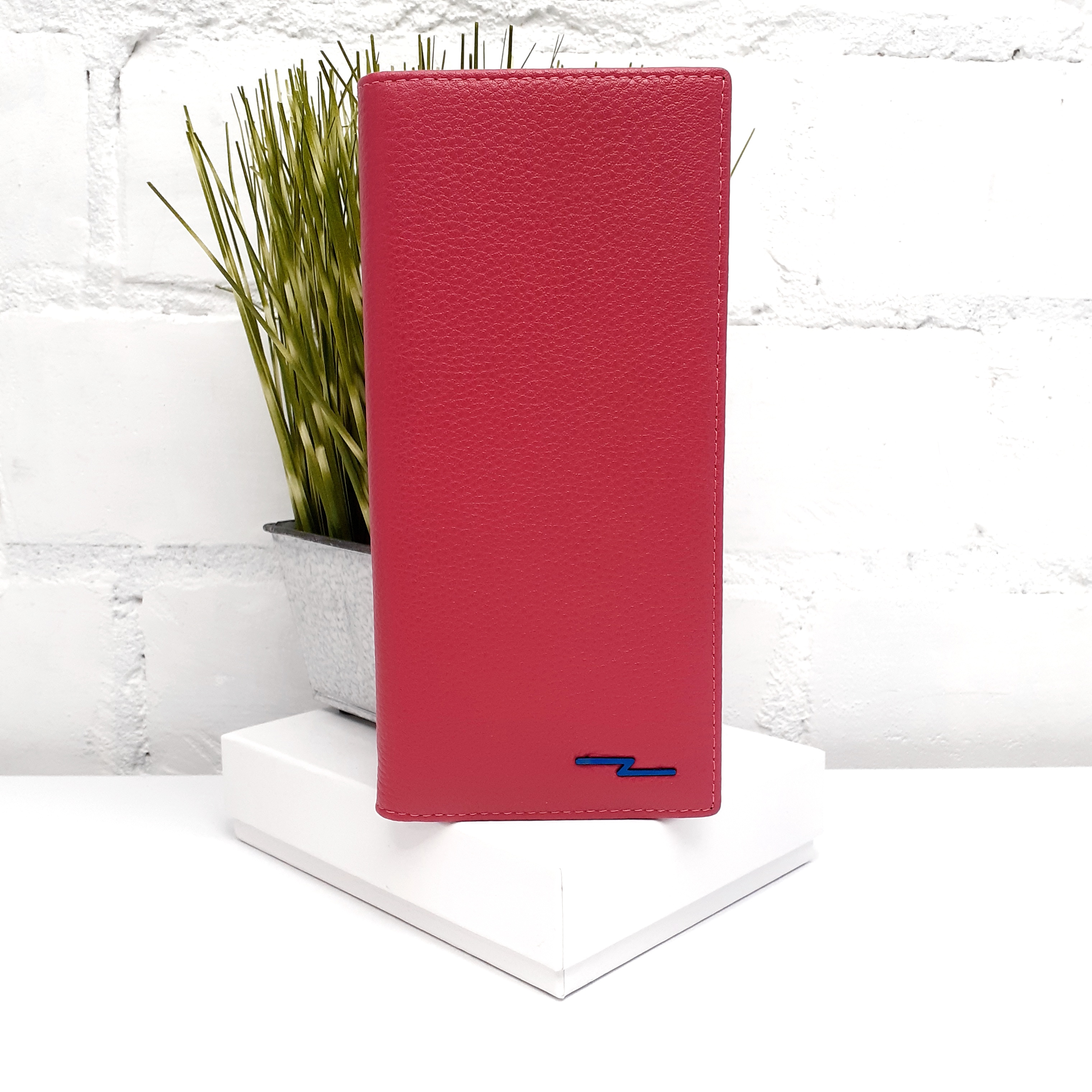 

Кошелек женский из натуральной кожи Fuerdanni малиновый 400 rose red