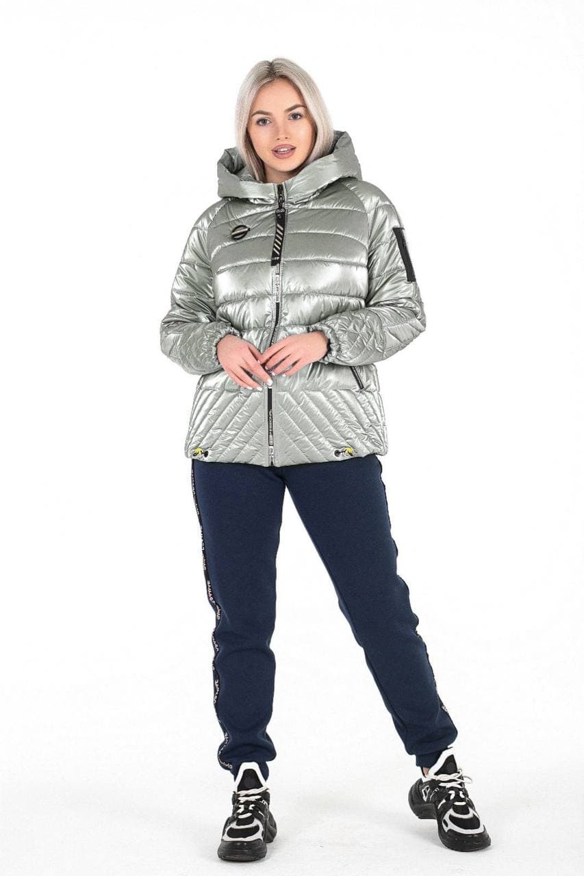 

Fashions • Лаковая куртка женская Эльза Fashions  серебро (2261, Fashions • Лаковая куртка женская Эльза Fashions 46 серебро (2261)