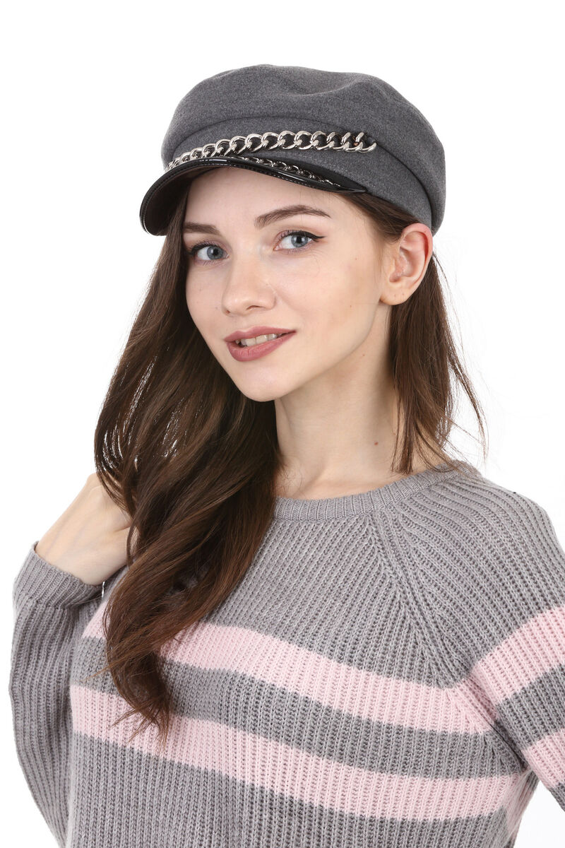 

Кепка женская из драпа с цепью LF Label