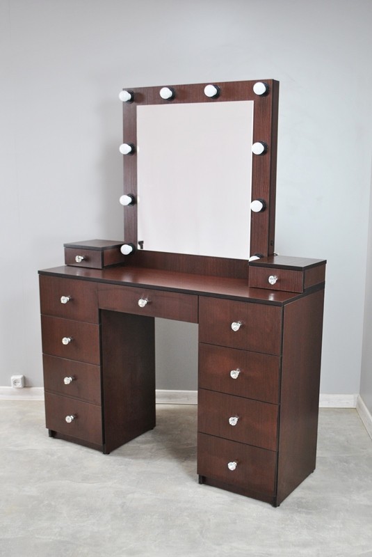 

Гримерный стол на 2 тумбы с зеркалом в раме793