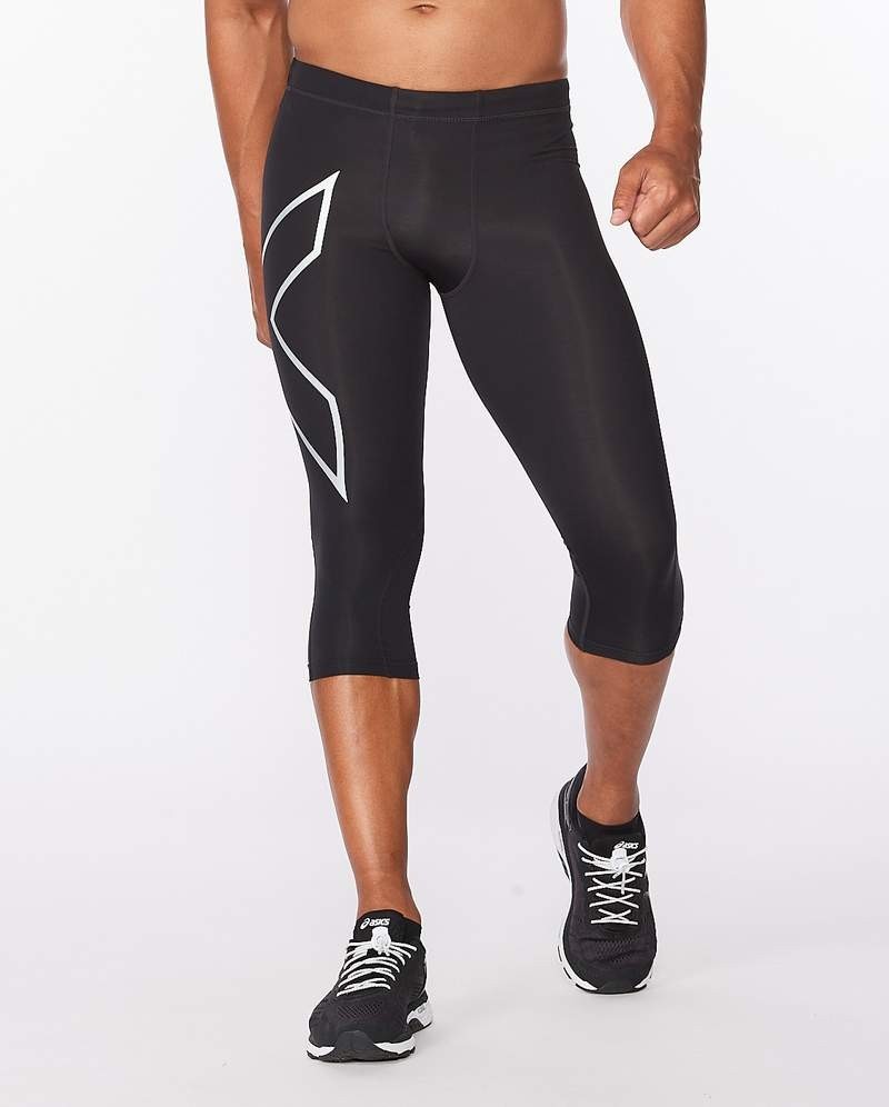 

Мужские компрессионные 3/4 тайтсы 2XU, Core Compression 3/4 Tights, XL, черный/серебристый логотип