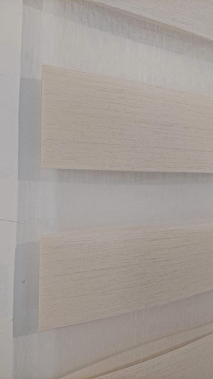 

Рулонная штора Miranda День-ночь Z-241 110*160 см Бежевый