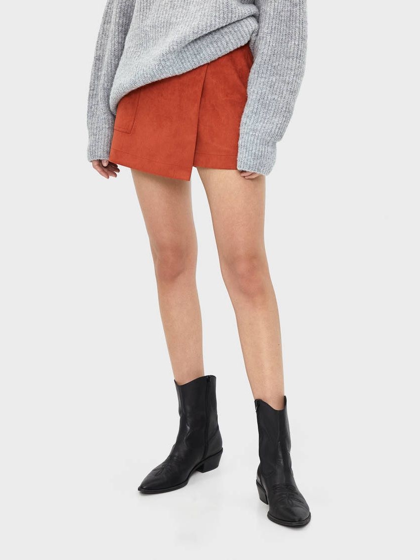 

Юбка из искусственной замши Bershka 05747405701  Терракотовая, Юбка из искусственной замши Bershka 05747405701 XS Терракотовая