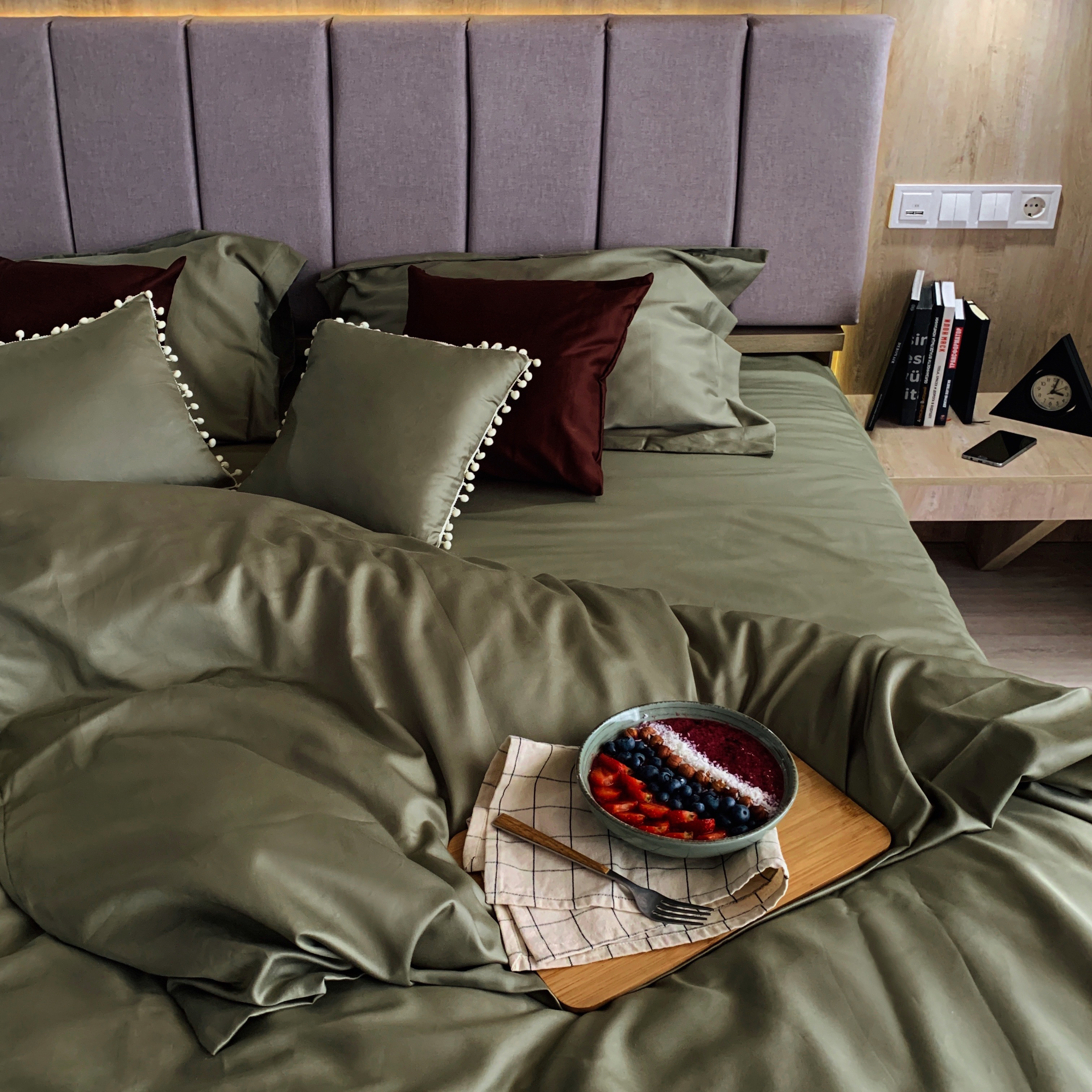 

Комплект постельного белья Евро 200х220 "Хлопковые Традиции", Сатин, SE16 Оливковый В подарочной упаковке