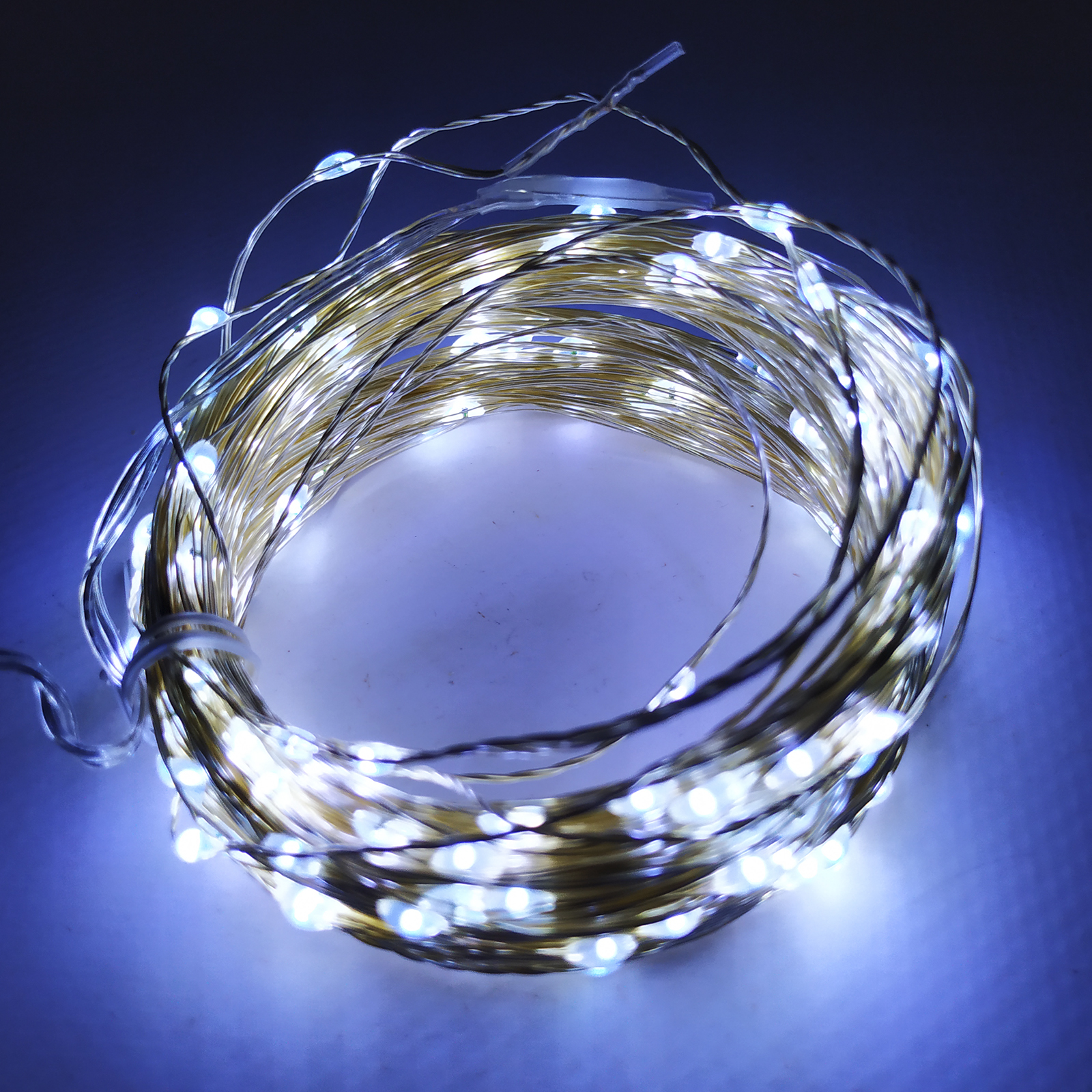

Светодиодная гирлянда Капля росы нить Euro Led 20 м 200 LED от сети белый (4910)