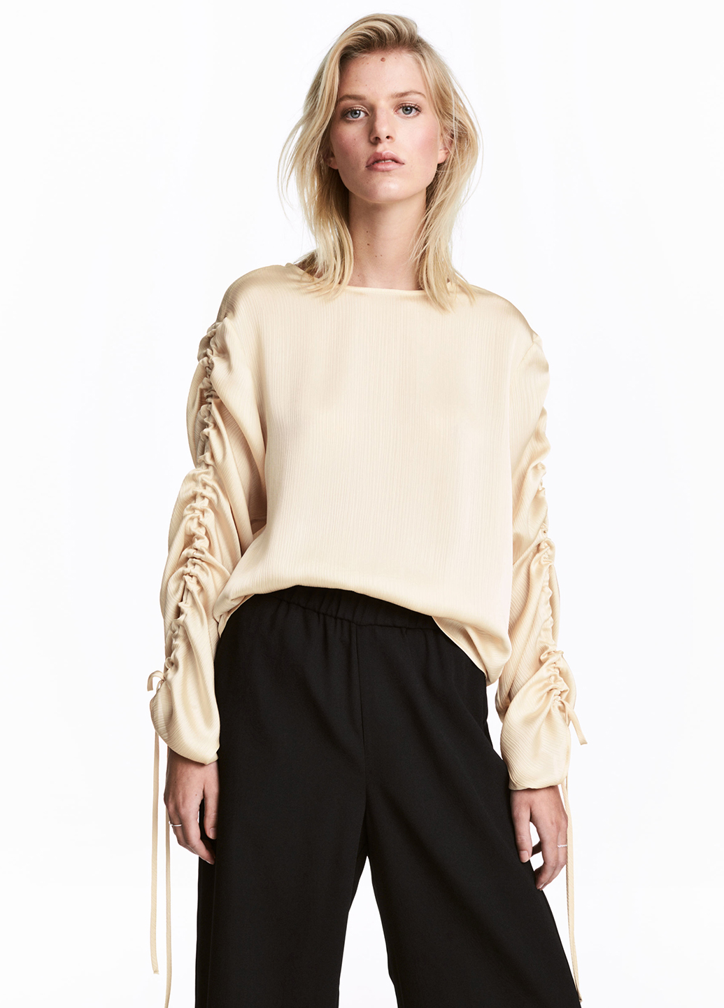

Блузка H&M 36 Бежевый 0510556_02