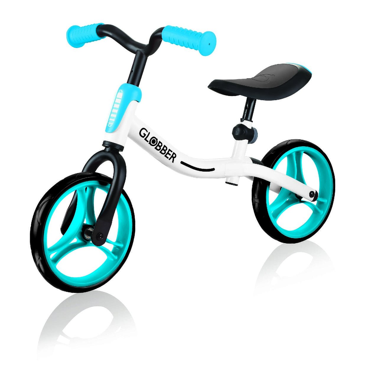 

Беговел Globber Go Bike белый/синий до 20кг 2+ 2 колеса (610-160)