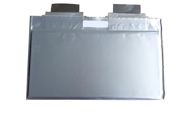 

Мультикомпонетный литиевый аккумулятор MPCO 3.7V 21Ah Microvast (16344)