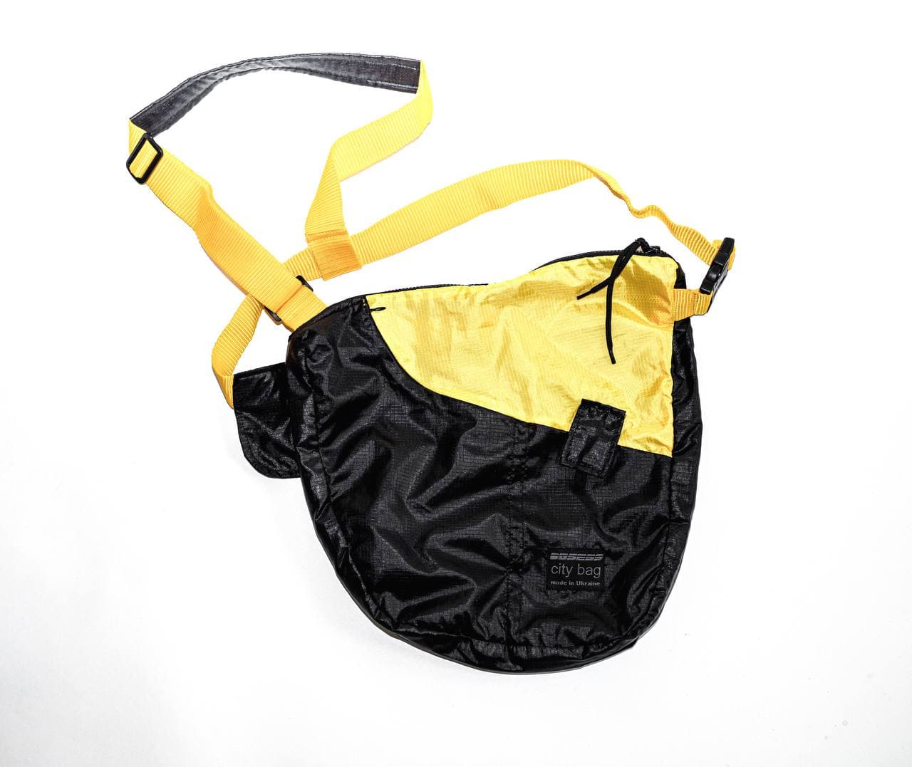 

Зручна повсякденна стильна спортивна пляжна похідна сумка City bag 3-strap OBSESS водо, вітронепроникна з регулятором лямки Кежуал для жінок та чоловіків Чорно жовта